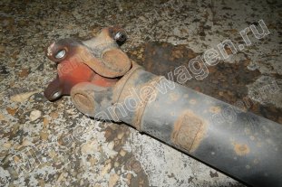 Износ крестовины кардана Гелендваген Износ крестовины кардана Гелендваген